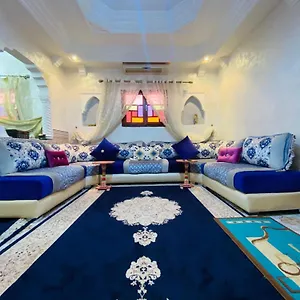  Hébergement de vacances Dar Al-karma